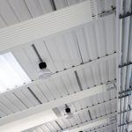 Teplovodní a klimatizační sálavý panel EUTERM - hala